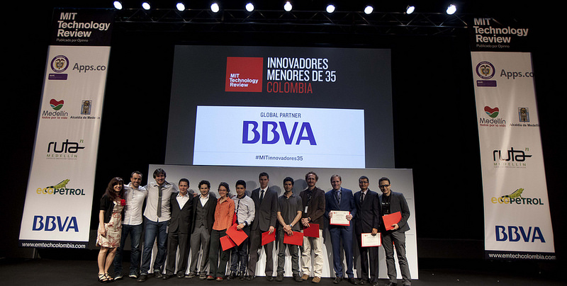 Ganadores del los premios para jóvenes innovadoras seleccionados por el MIT Technology Review