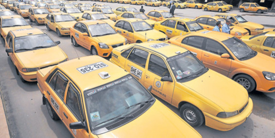 El hecho de que los taxis sean inseguros no es sólo malo para los usuarios, también para los propios taxistas. Aplicaciones como Tappsi o EasyTaxi han sido ampliamente adoptadas en el gremio y ayuda a que la relación con el cliente sea más sana. 
