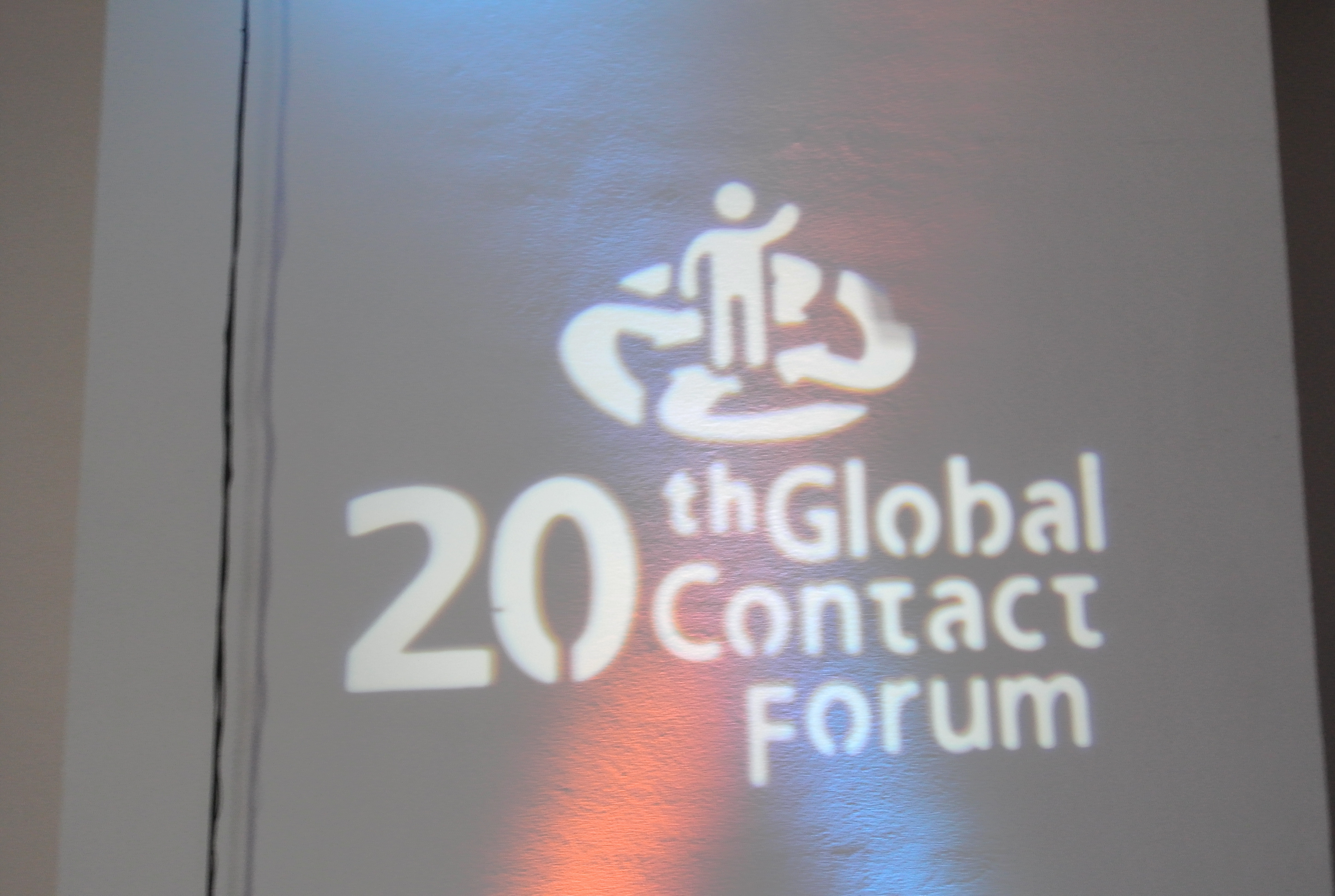 Global contact forum